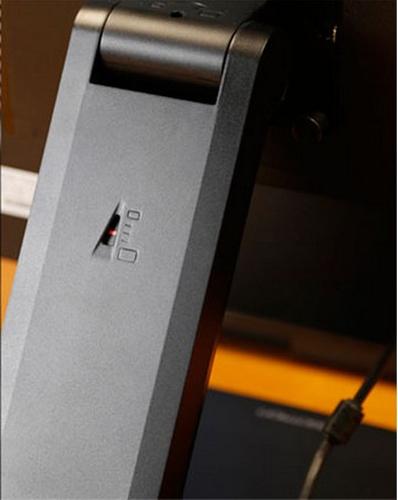 Produktbild Ergotron Neo-Flex Monitor Standfuss mit patentierter CF-Technologie (Tisch, 27")