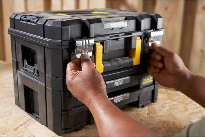 Actual product image Black & Decker Toolbox (1 pieces)