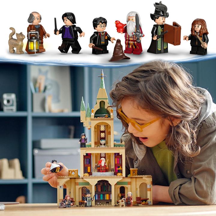 Actual product image LEGO Hogwarts: Dumbledore's office (76402, LEGO Harry Potter)