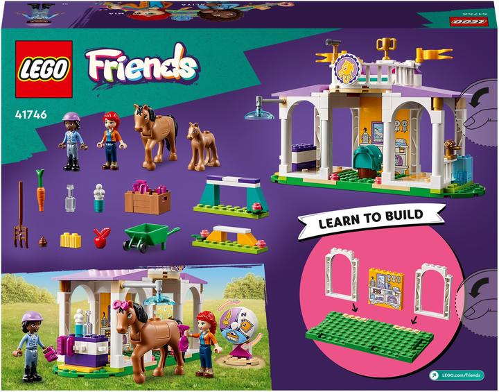 Actual product image LEGO Riding school (41746, LEGO Friends)