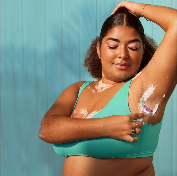 Actual product image Gillette Simply Venus