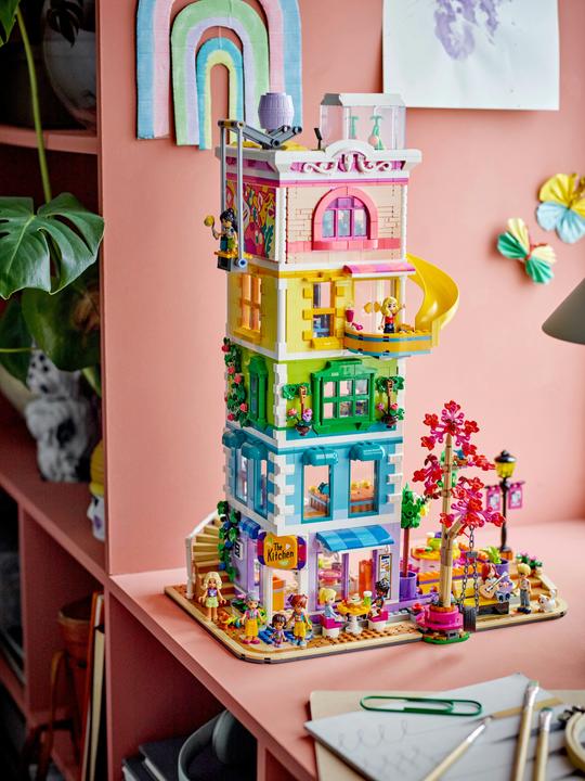 Produktbild LEGO Heartlake City Gemeinschaftsküche (41747, LEGO Friends)