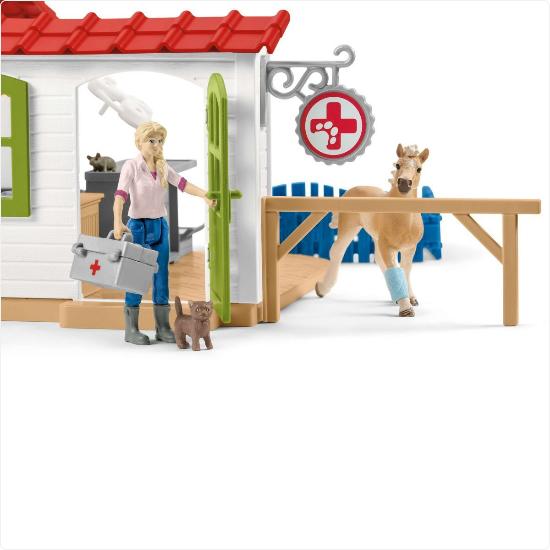 Produktbild Schleich Tierarzt-Praxis mit Haustieren