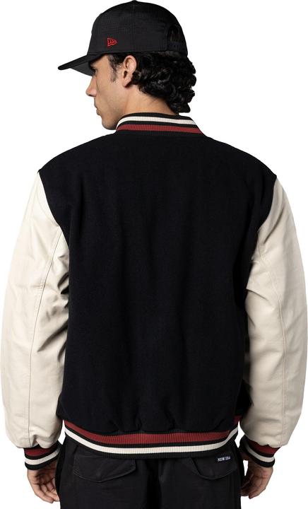 Produktbild New Era jacke chicago bus nba inj varsity (L)