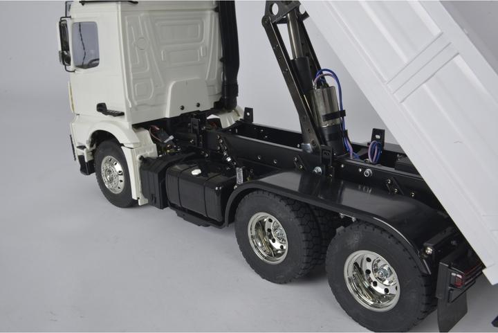 Actual product image Tamiya Acu-01