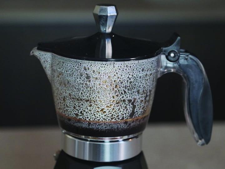 Immagine prodotto Beper BC.041N- macchina da caffè espresso elettrica- 3 bicchieri da caffè