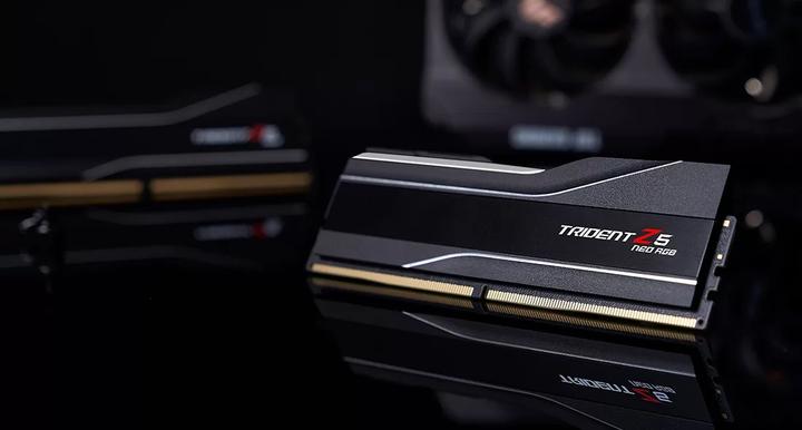 Produktbild G.Skill Trident Z5 RGB (2 x 16GB, 5600 MHz, DDR5-RAM, DIMM)