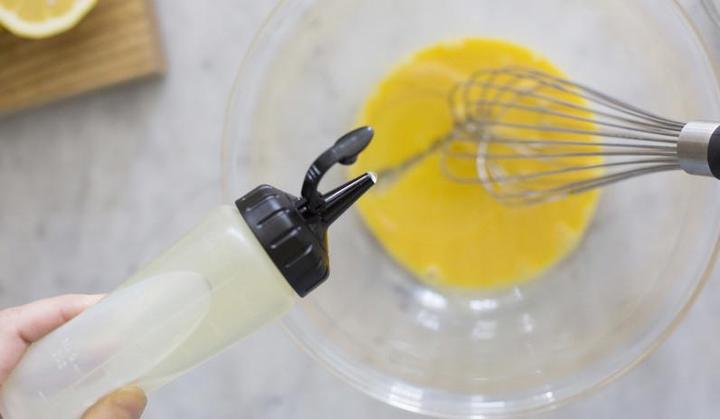 Immagine prodotto OXO Bottiglia dispenser dello Chef