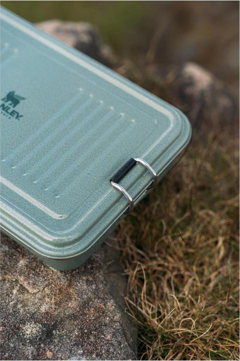 Actual product image Stanley 1913 Useful Classic Box Hammertone Green (1.20 l)