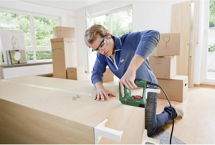 Produktbild Bosch Home & Garden Tacker PTK 14 EDT