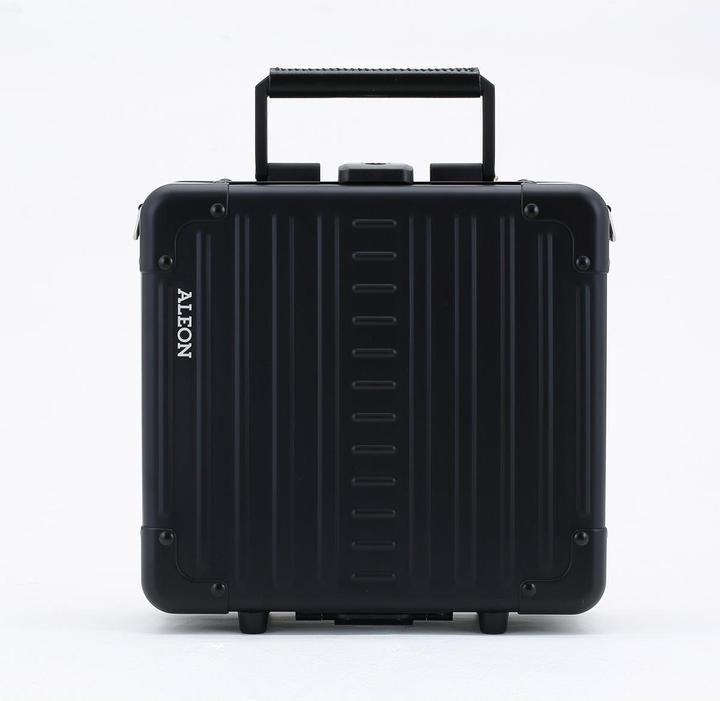 Actual product image Aleon Diversity Beauty Case 10"