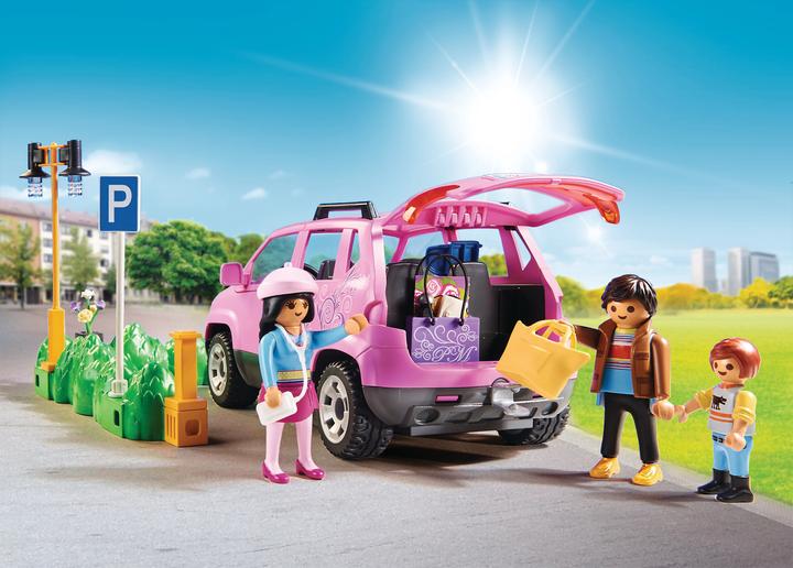 Immagine prodotto Playmobil Auto familiare con parcheggio (9404)