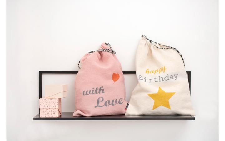 Produktbild David Fussenegger Geschenktasche «happy Birthday» 1 Stück, Gelb/Nature (Geschenkbox, 1 x)