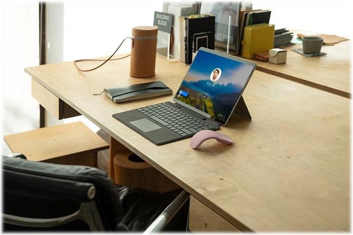 Image du produit Microsoft Surface Pro X (13", Microsoft SQ2, 16 Go, 256 Go, Sans disposition de clavier)