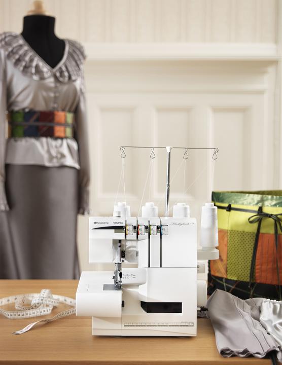 Produktbild Husqvarna VIKING Huskylock S15 Overlock