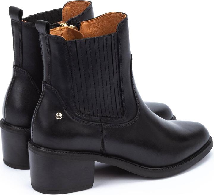 Actual product image Pikolinos Bacarote (41)