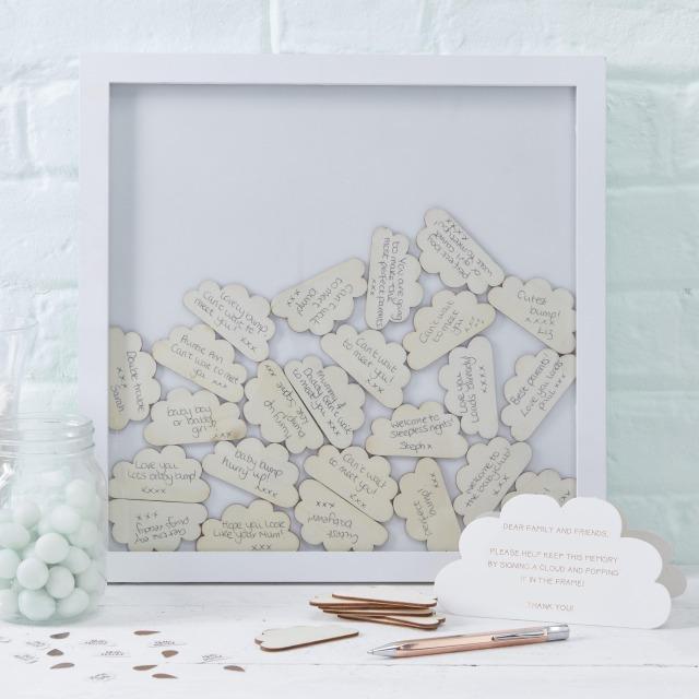 Ginger Ray Gästebuch in Holz und Wolken - Baby Shower