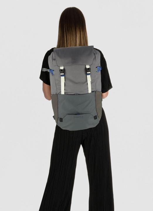 Actual product image Tropicfeel Shell 20-42 (20 l)