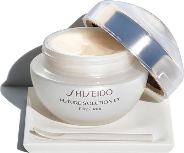 Actual product image Shiseido Future Solution Total Protective Cream SPF20 (50 ml, Day cream, SPF 20)