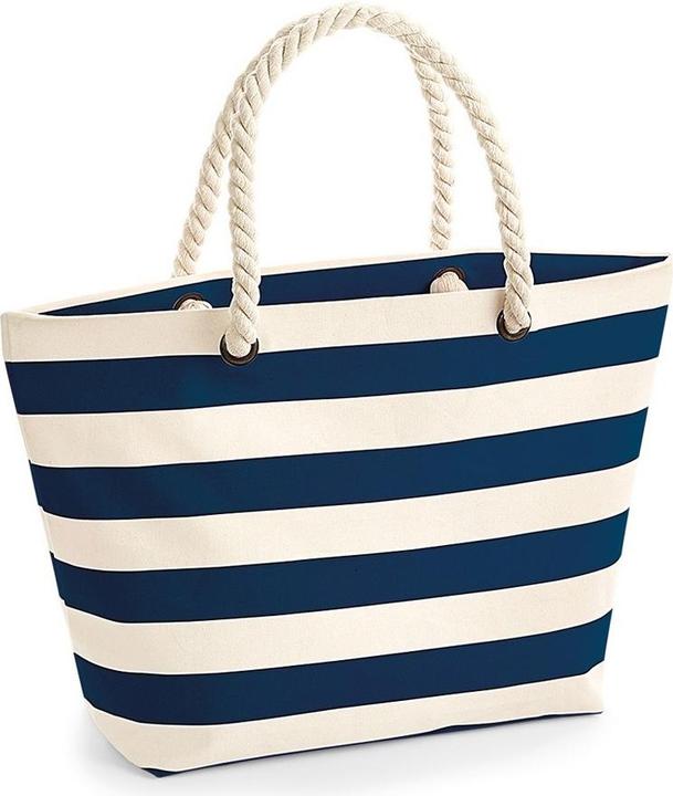 Bleu marine, Nature