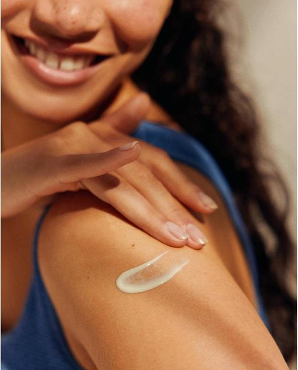 Produktbild NIVEA Invisible Finish (Sonnencreme, SPF 50+, 150 ml)