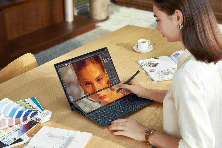 Produktbild ASUS ZenBook Duo 14 (14", Intel Core i7-1165G7, 16 GB, 1000 GB, CH)