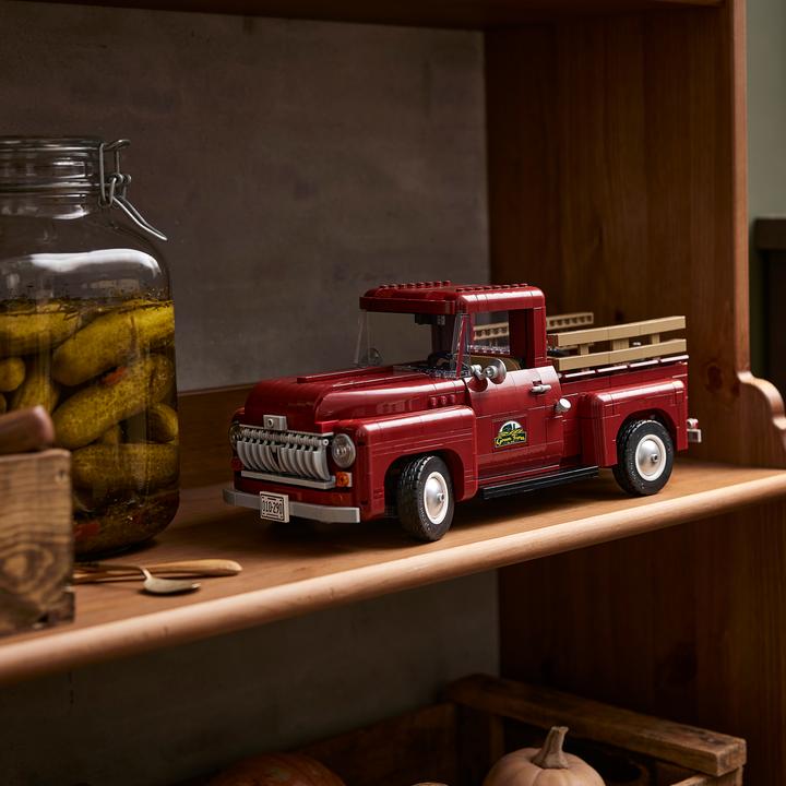 Image du produit LEGO Pickup (10290, LEGO Creator Expert, LEGO difficiles à trouver)