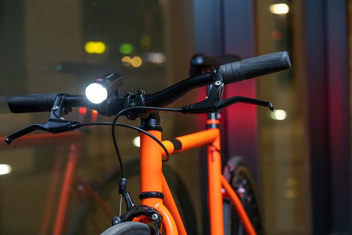 Produktbild Sigma Sport Aura 30 (30 lm, 30 lm)