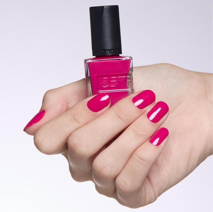 Image du produit Catrice Nagellack Gel Affair 018 Berry Styles (018 Berry Styles, Vernis à ongles effet gel)