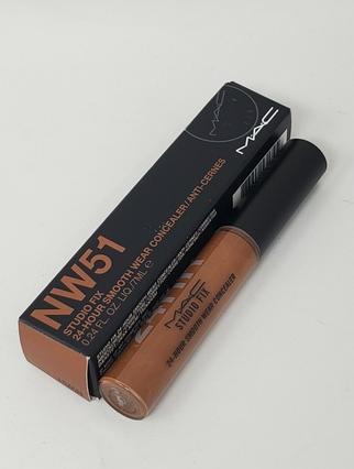 Image du produit MAC Cosmetics Studio Fix 24-Hour Smooth Wear Concealer (N° NW51)