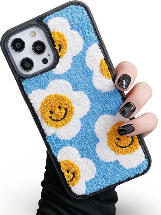 Produktbild RPD iPhone 15 Pro Max - Flower Smiles Knit Case - Blau mit Stickerei (Apple iPhone 15 Pro Max)