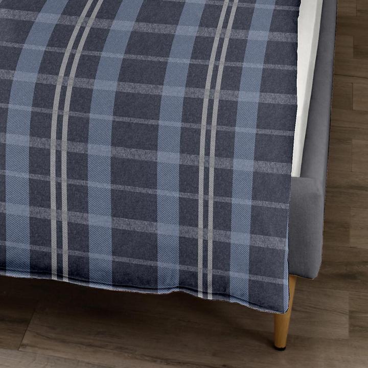 Actual product image Traumschlaf Glasgow (Pillowcase, 80x80 cm)