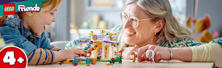 Actual product image LEGO Riding school (41746, LEGO Friends)