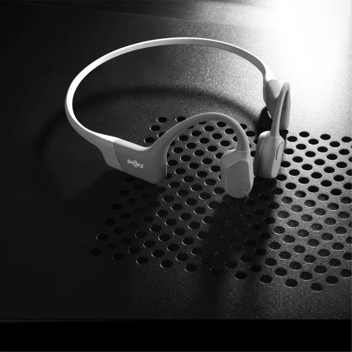 Actual product image Shokz OpenRun (No noise cancelling, 8 h, Wireless)