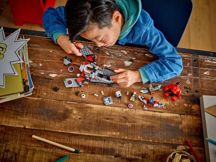 Immagine prodotto LEGO Showdown zwischen Captain America und Red Hulk (76292, LEGO Marvel)