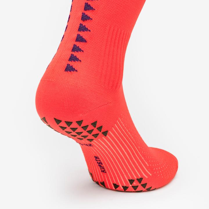 Actual product image Kipsta Fussball Stutzen halbhoch mit Socken rutschfest - VIRALTO II rosa (39, 40)