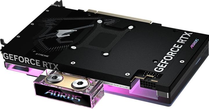 Produktbild Gigabyte AORUS GeForce RTX 5080 XTREME WATERFORCE WB 16G (16 GB)