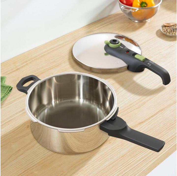 Actual product image Tefal Secure Trendy Pressure Cooker 4 l without basket moringa green (Steam cooker, Stainless steel)