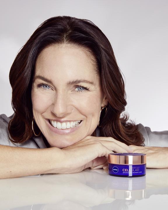 Image du produit NIVEA Cellulaire Expert Lift Soin de Nuit Anti-Age (50 ml, Crème de nuit)