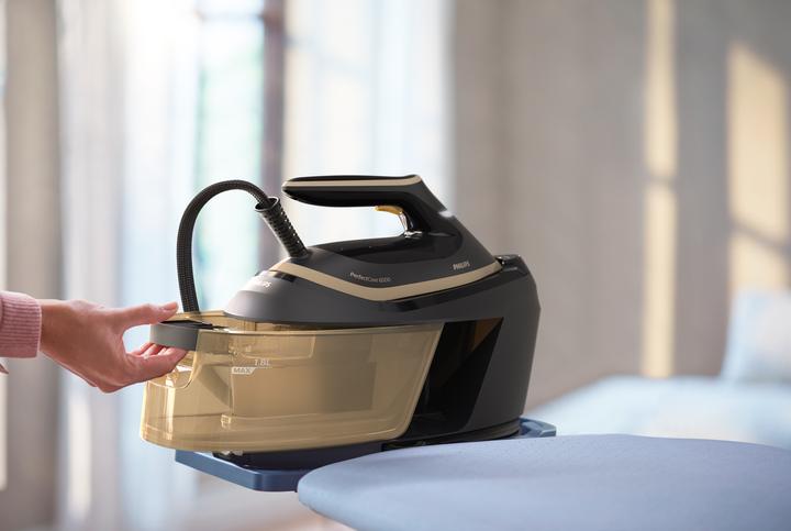 Actual product image Philips PerfectCare 6000 Series PSG6064/80 (2400 W, 600 g/min)
