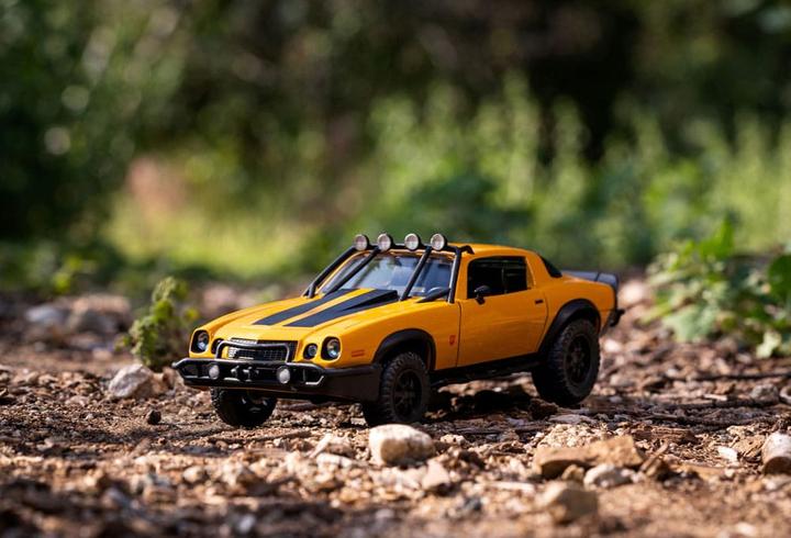 Actual product image Jada Transformers Bumblebee (T7) 1:24
