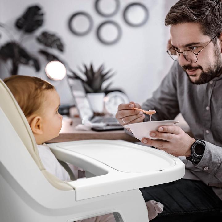 Produktbild BabyGo Hochstuhl Skandi grau (Hochstuhl)
