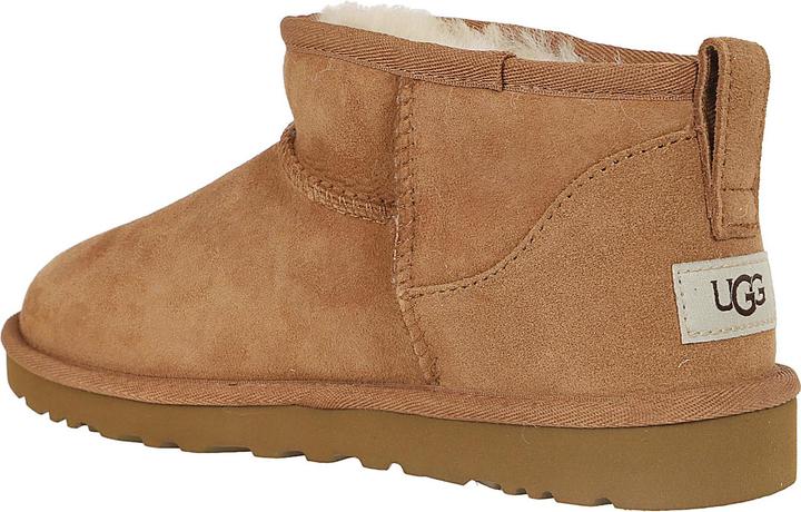 Actual product image Ugg Classic ultra mini (40)