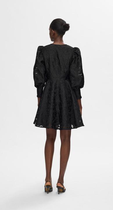 Image du produit Selected Femme Robe fleurie à manches bouffantes (34)