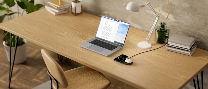 Actual product image Belkin Boost Charge Pro 2-in-1 (15 W)