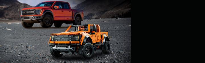 Actual product image LEGO Technic 42126 Ford F-150 Raptor (42126, LEGO Technic)