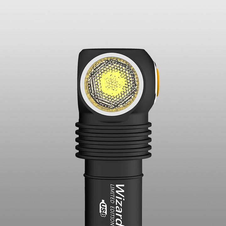 Immagine prodotto ArmyTek Wizard Pro Nichia Magnet USB Lampada multifunzione calda (10.80 cm, 1770 lm)
