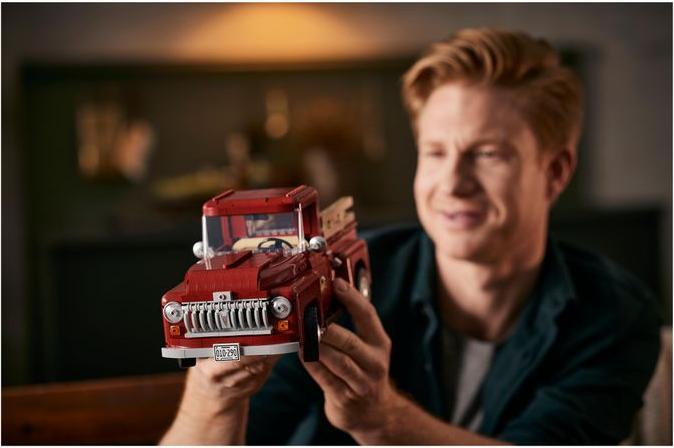 Image du produit LEGO Pickup (10290, LEGO Creator Expert, LEGO difficiles à trouver)