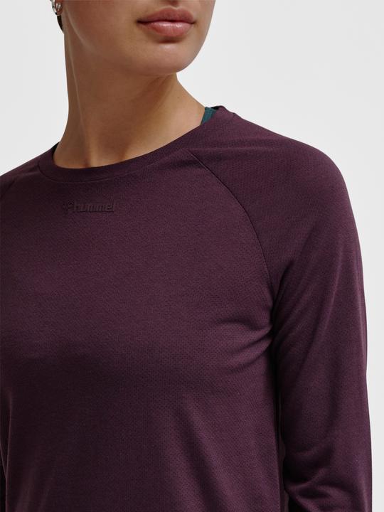 Actual product image hummel hmlMT VANJA T-SHIRT L/S (XS)