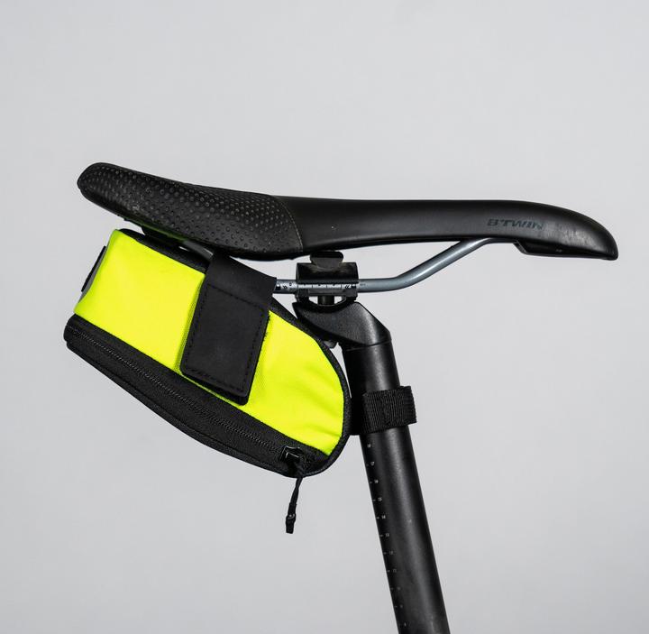 Rockrider Easy (0.60 l, Satteltasche)